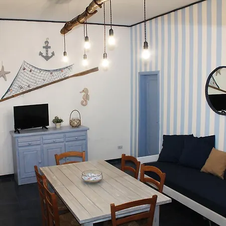 Perla Di Mare Holiday home *